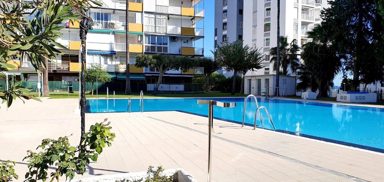 A Step From The Ocean!!! Apartment Benalmadena Bagian luar foto